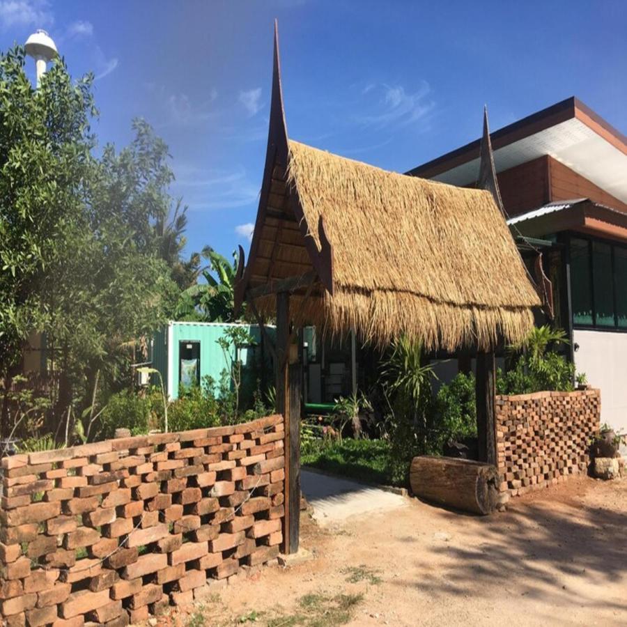 Oyo 503 Phuket Numnoi Hotel Bang Tao Beach  Exterior photo
