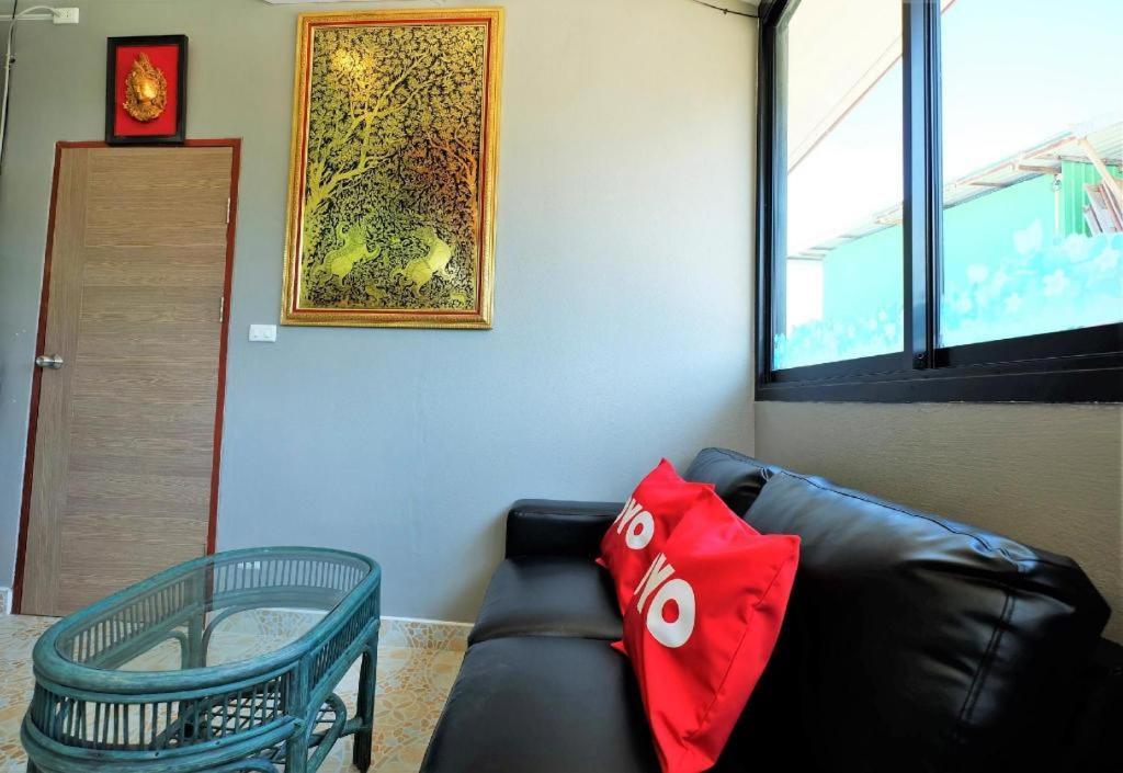 Oyo 503 Phuket Numnoi Hotel Bang Tao Beach  Exterior photo
