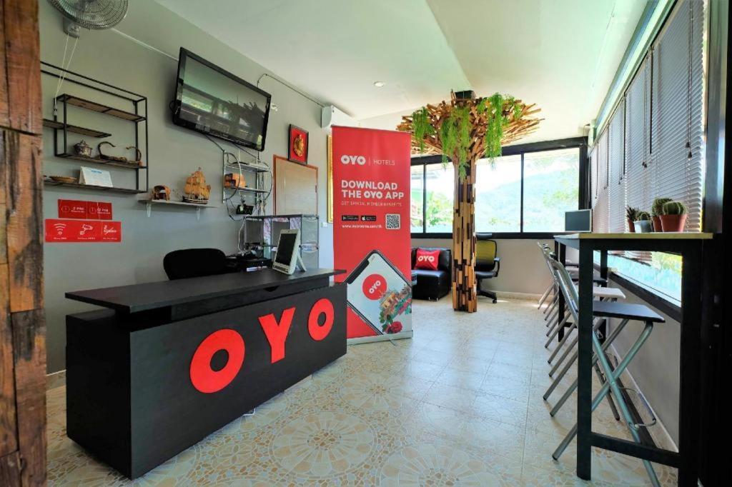 Oyo 503 Phuket Numnoi Hotel Bang Tao Beach  Exterior photo